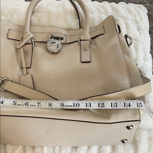 Michael Kors Cream leather satchel - Picture 12 of 16